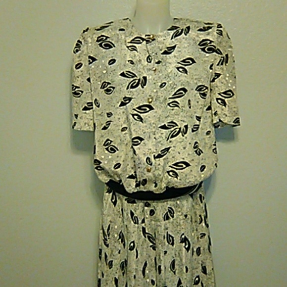 Dress Barn lady outfit - Picture 1 of 1